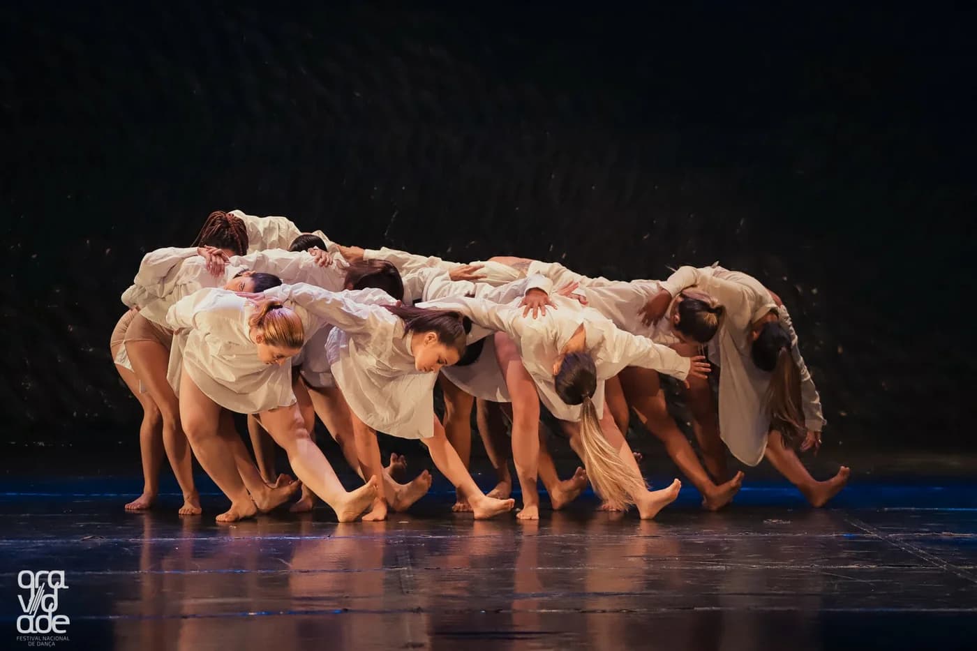 Apresentação de dança contemporânea no Gravidade Festival 2019